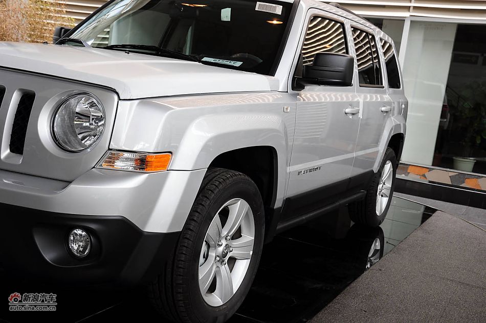 2011款自由客实拍