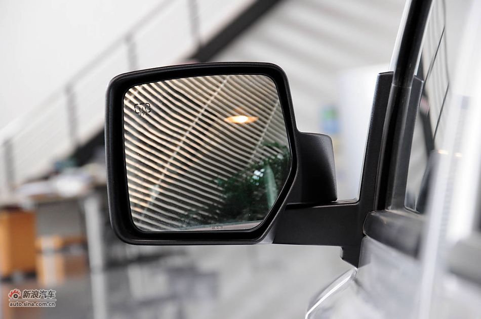 2011款自由客实拍