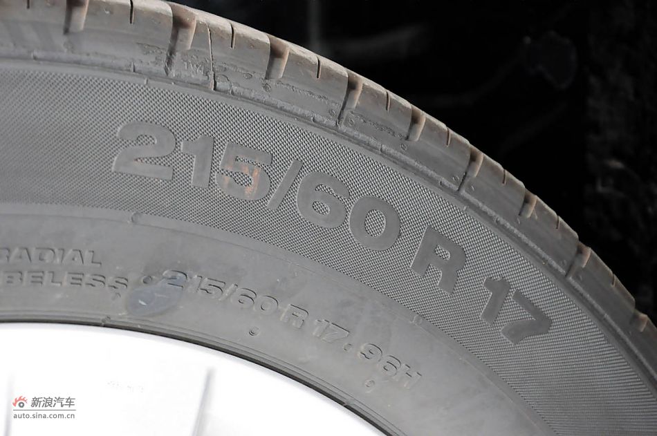 2011款自由客实拍