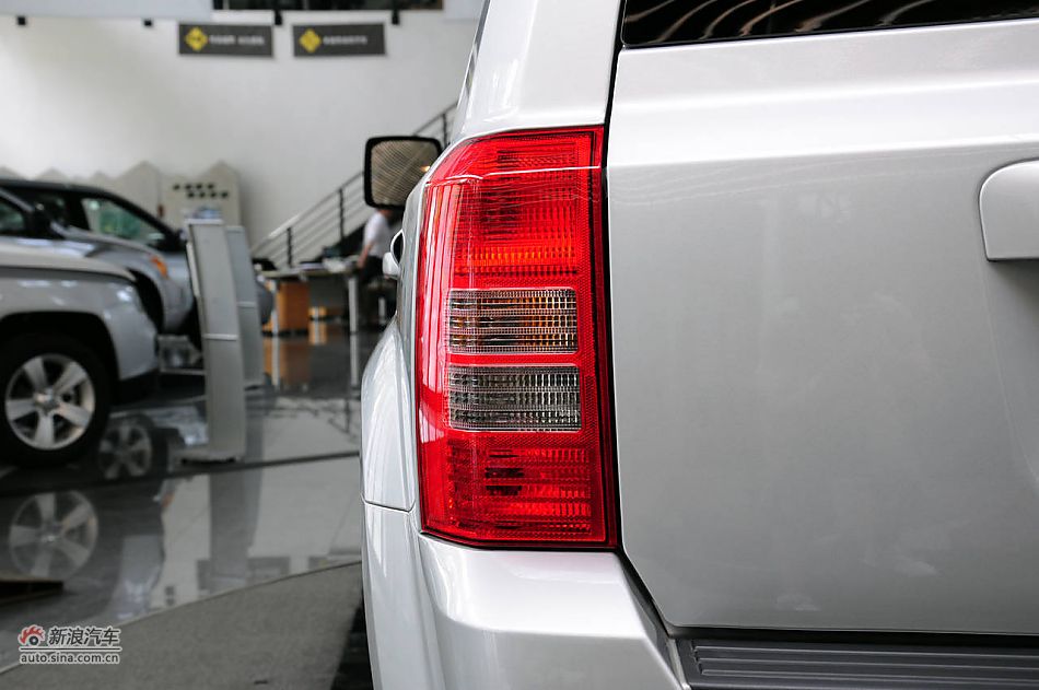 2011款自由客实拍