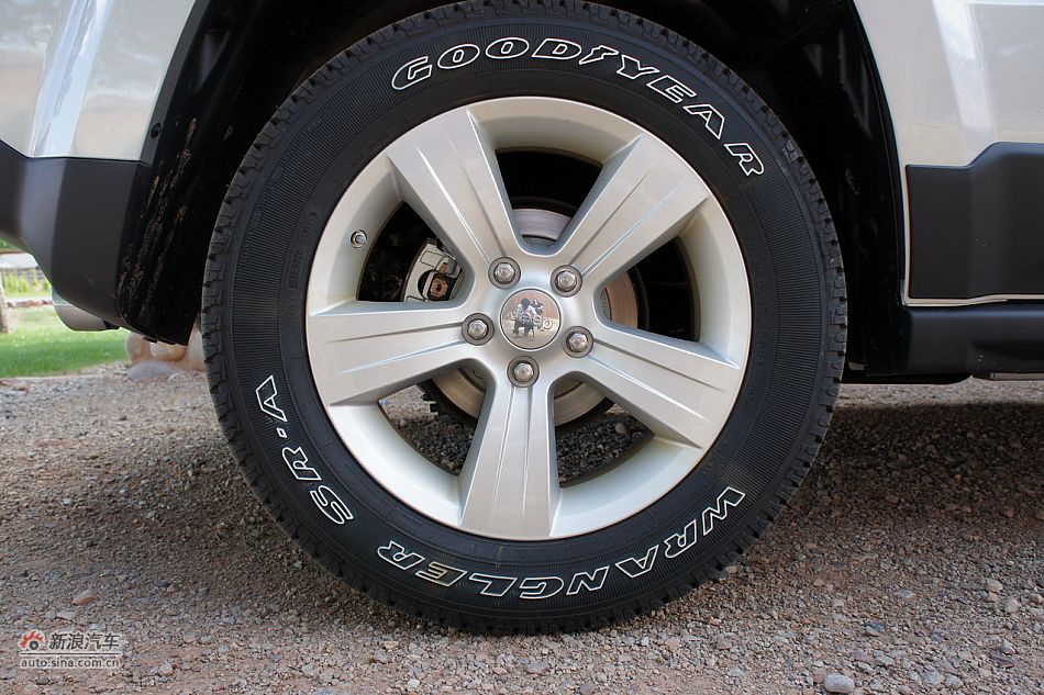 2011款Patriot自由客70周年限量版