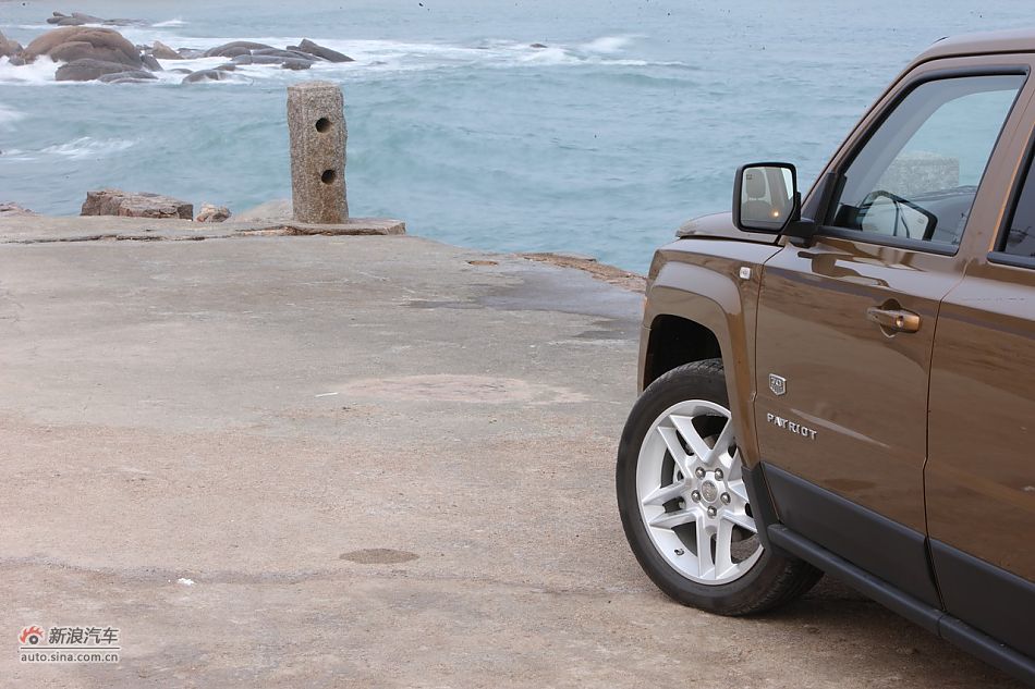 2011款Jeep自由客