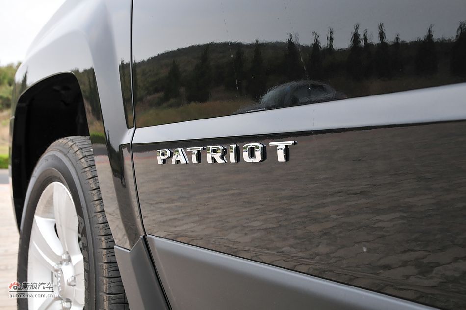 2011款Jeep自由客