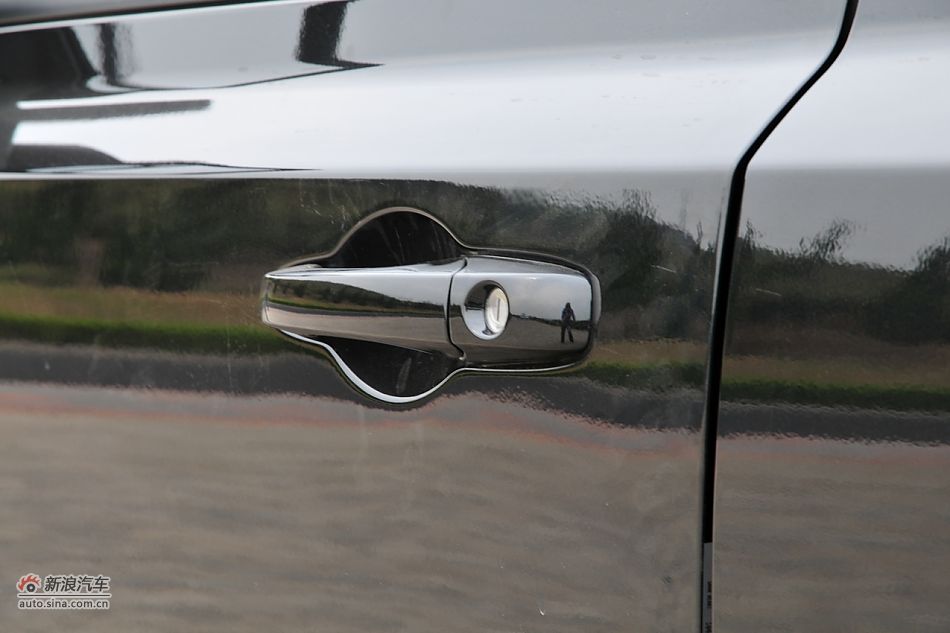 2011款Jeep自由客