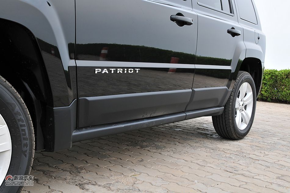 2011款Jeep自由客