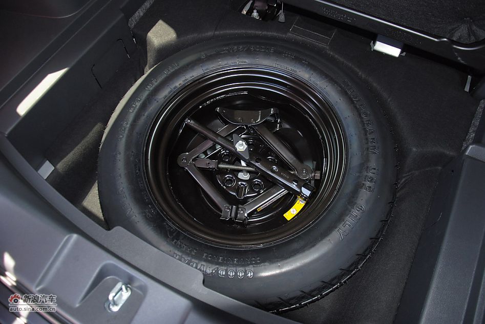 2011款Jeep自由客