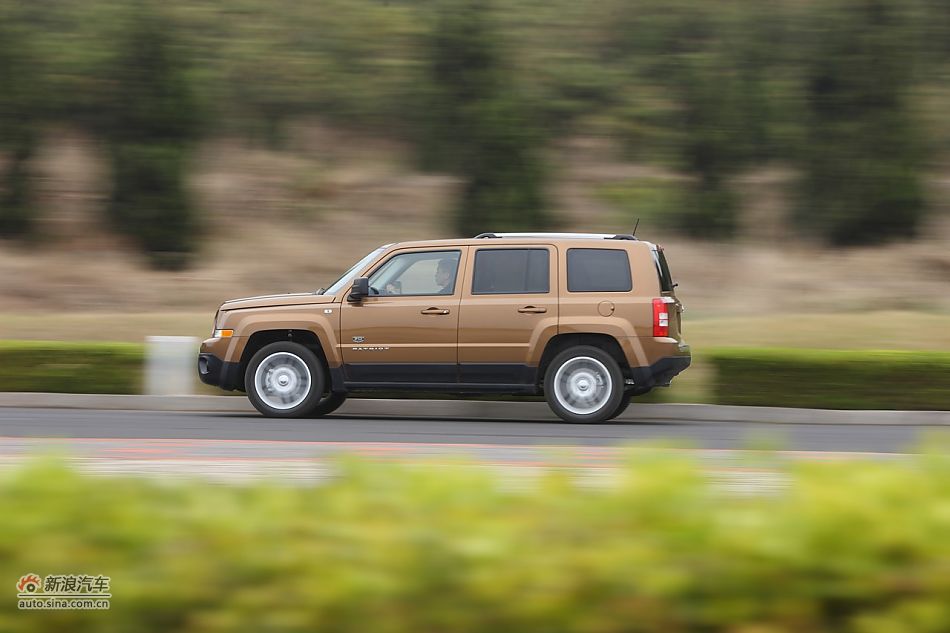 2011款Jeep自由客