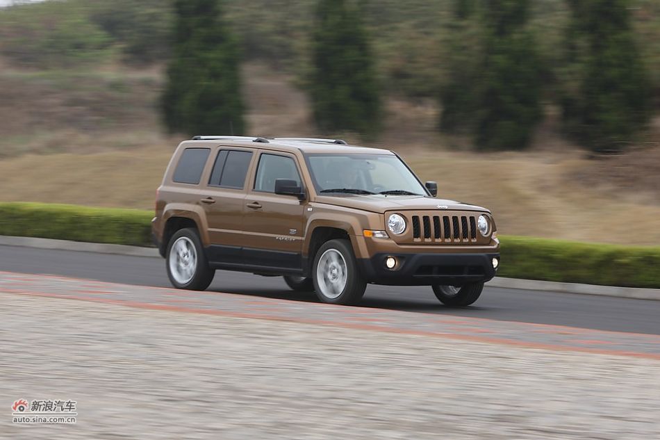 2011款Jeep自由客