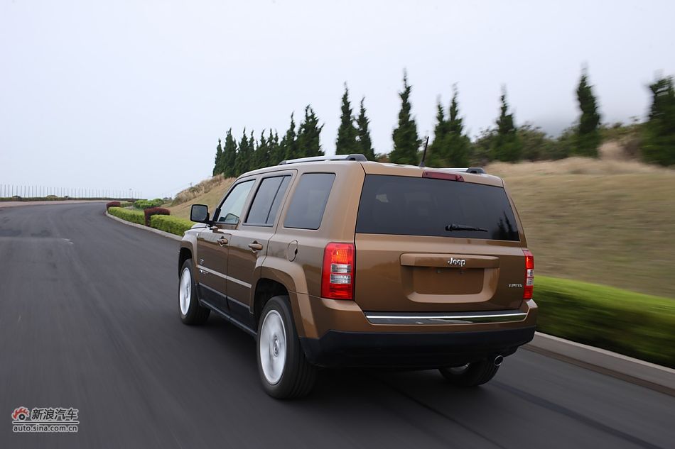 2011款Jeep自由客