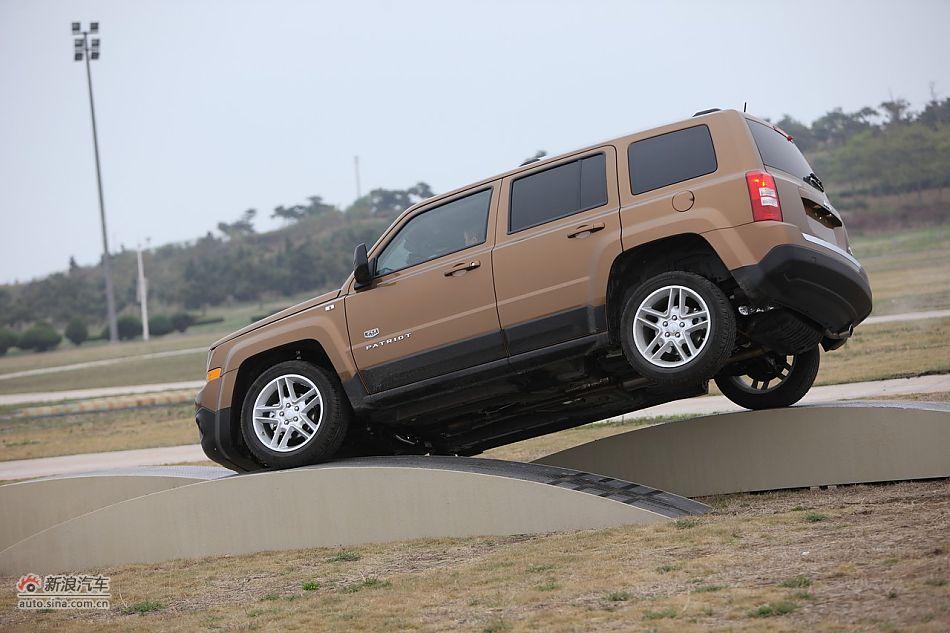 2011款Jeep自由客