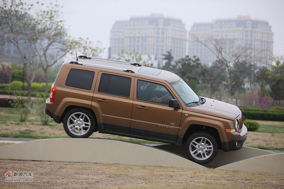 2011款Jeep自由客