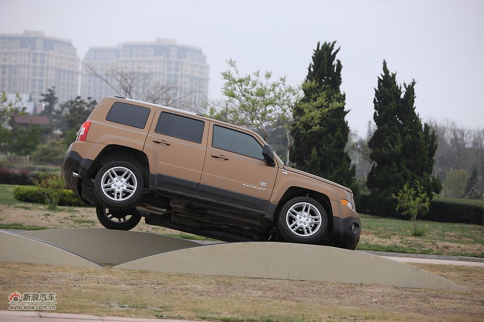 2011款Jeep自由客