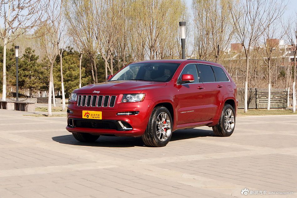 2012款全新Jeep大切诺基SRT8