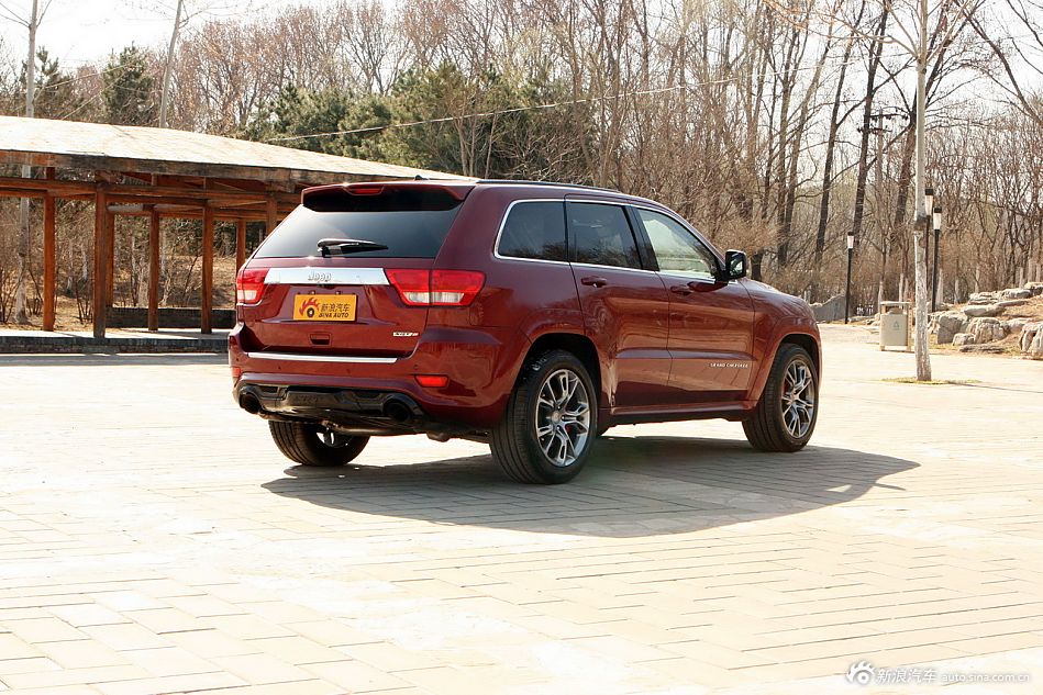 2012款全新Jeep大切诺基SRT8