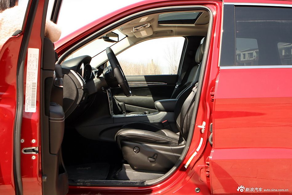 2012款全新Jeep大切诺基SRT8