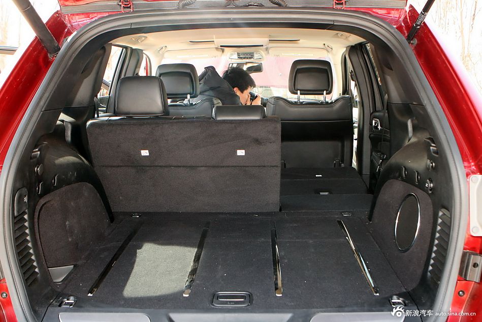 2012款全新Jeep大切诺基SRT8