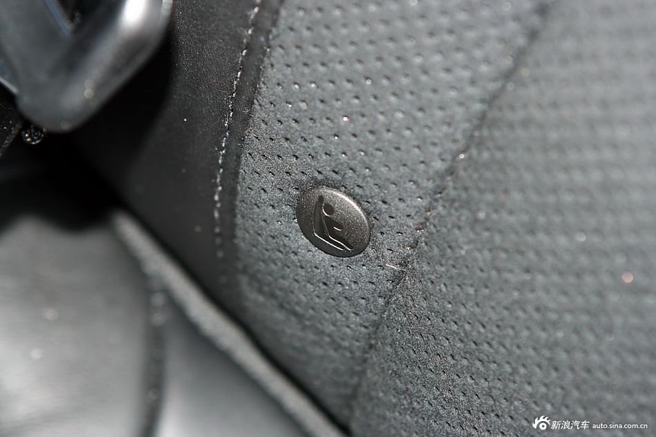 2012款全新Jeep大切诺基SRT8