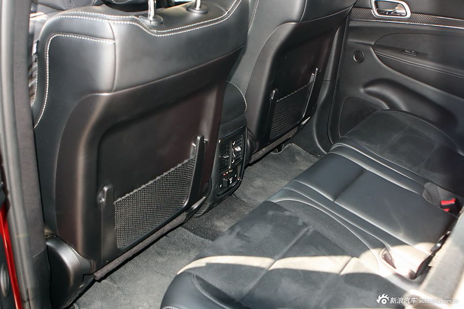 2012款全新Jeep大切诺基SRT8