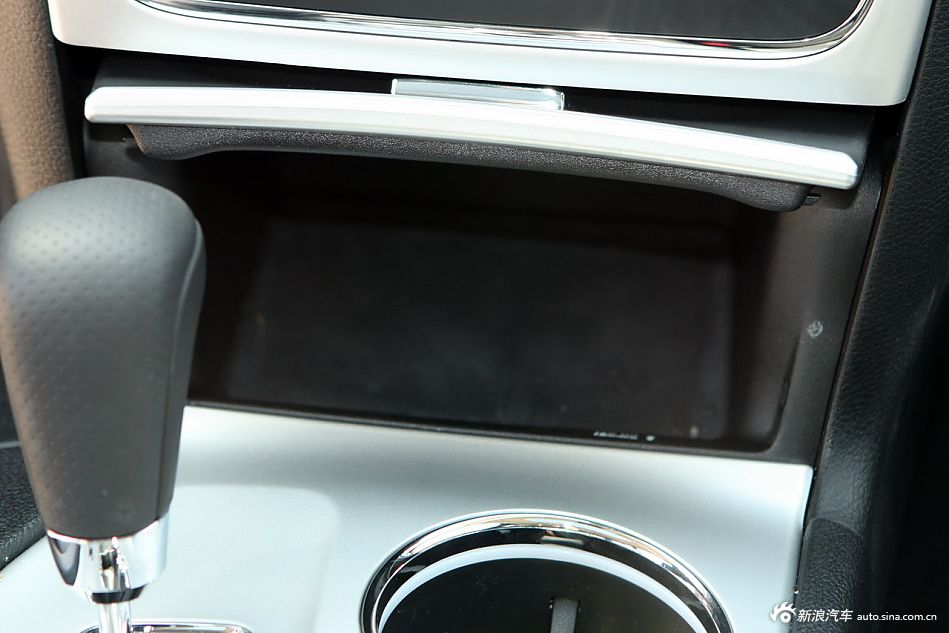 2012款全新Jeep大切诺基SRT8