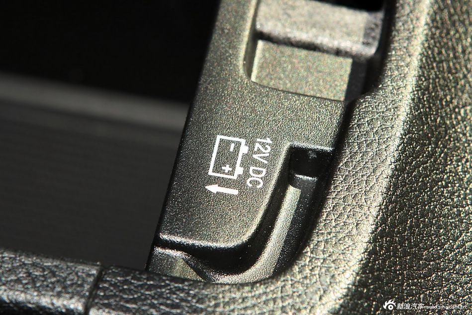 2012款全新Jeep大切诺基SRT8