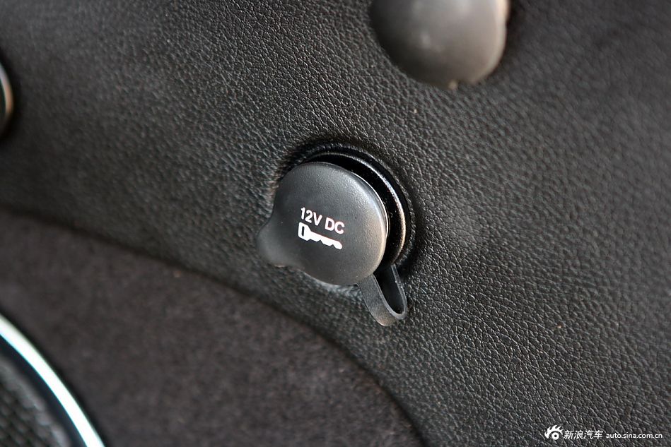 2012款全新Jeep大切诺基SRT8