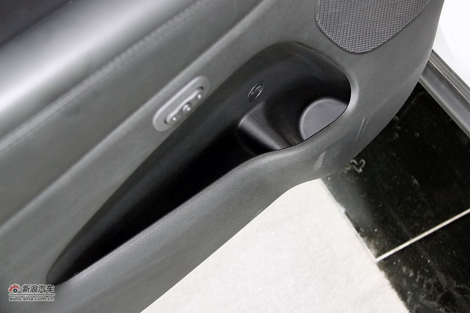 2011款全新大切诺基