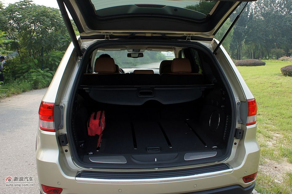 2011款全新大切诺基