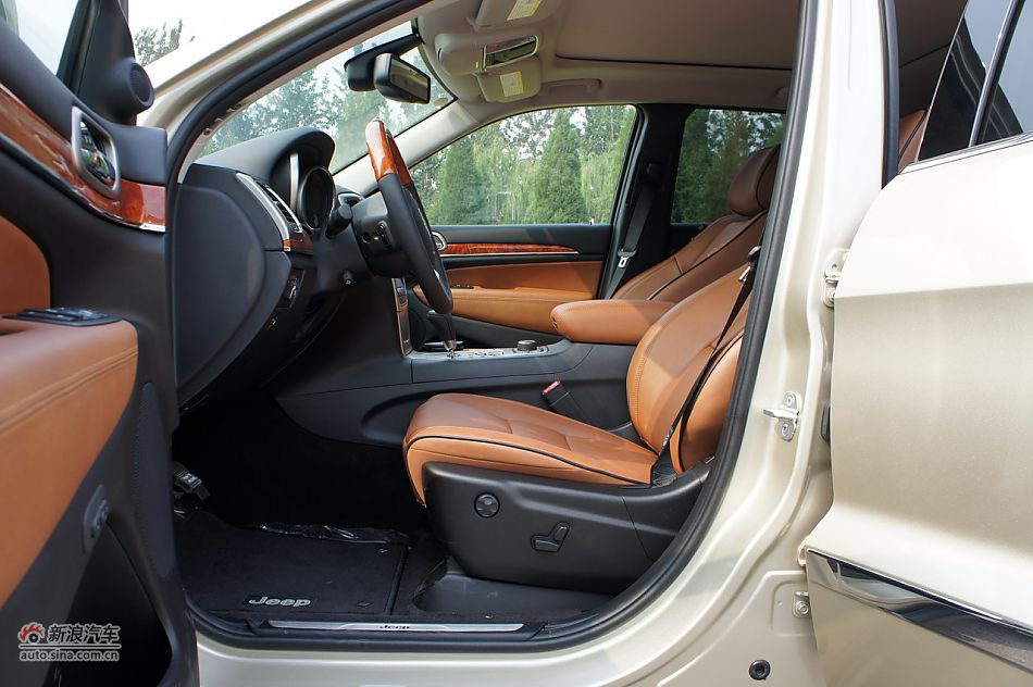 2011款全新大切诺基