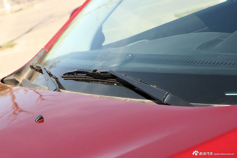 2012款全新Jeep大切诺基SRT8