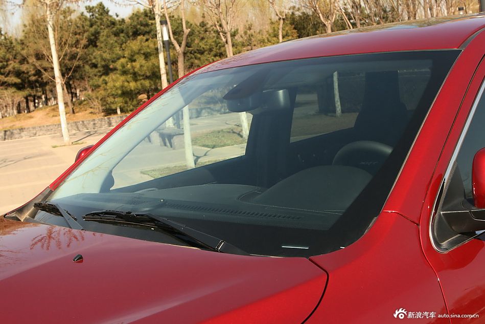 2012款全新Jeep大切诺基SRT8