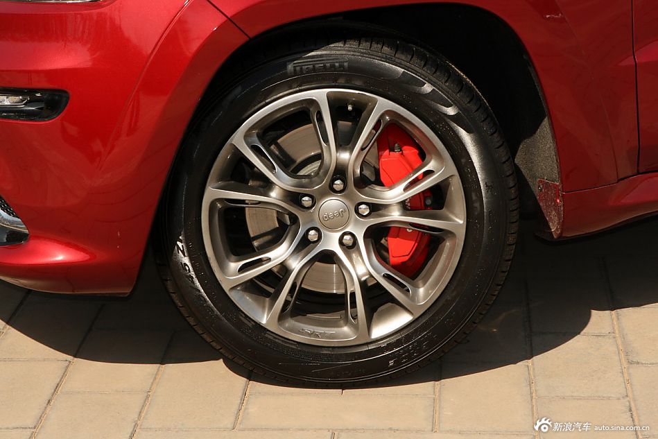 2012款全新Jeep大切诺基SRT8