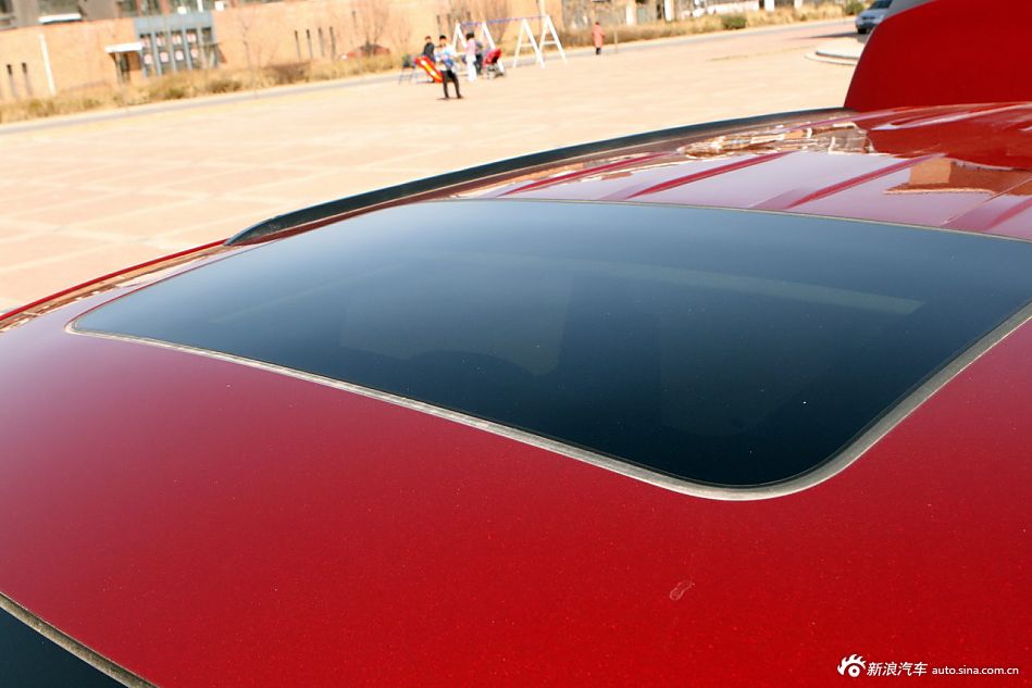 2012款全新Jeep大切诺基SRT8