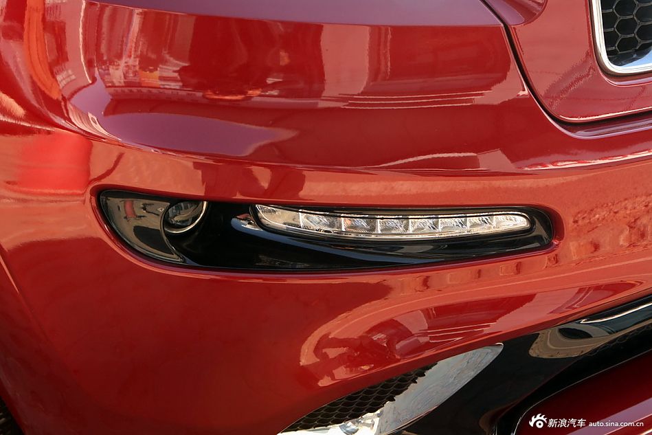 2012款全新Jeep大切诺基SRT8