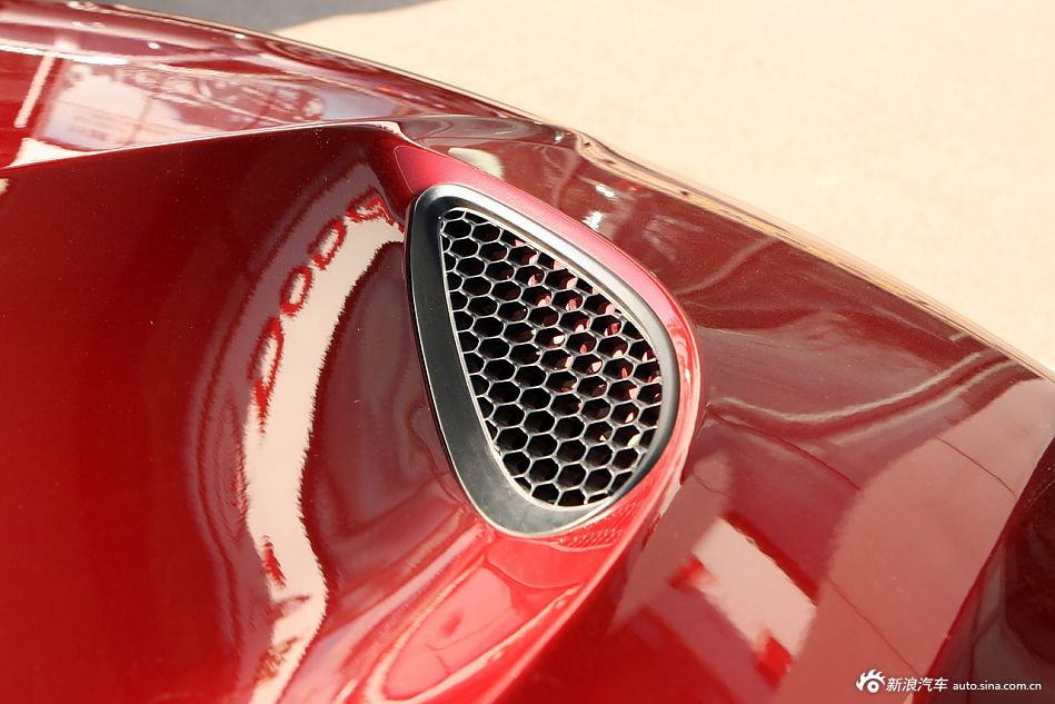 2012款全新Jeep大切诺基SRT8