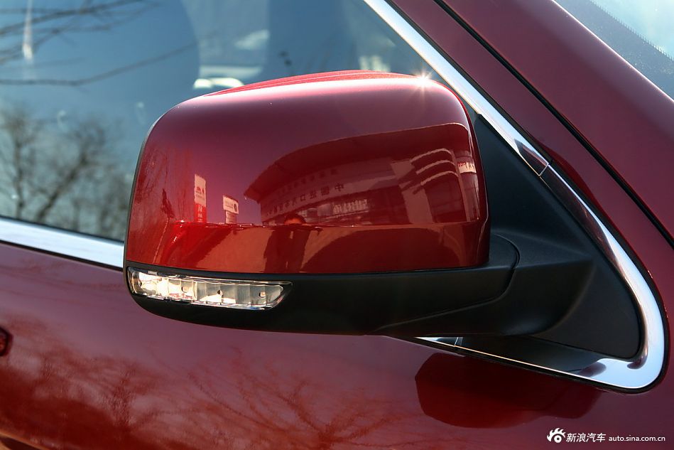 2012款全新Jeep大切诺基SRT8