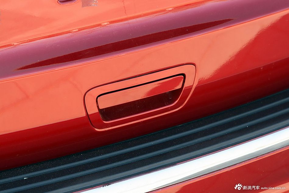 2012款全新Jeep大切诺基SRT8