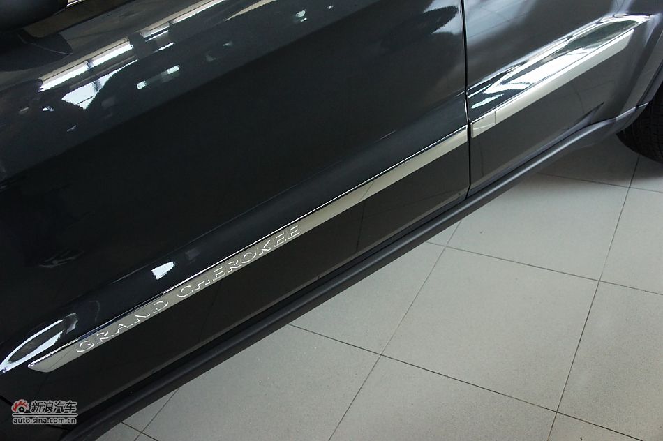 2011款全新大切诺基