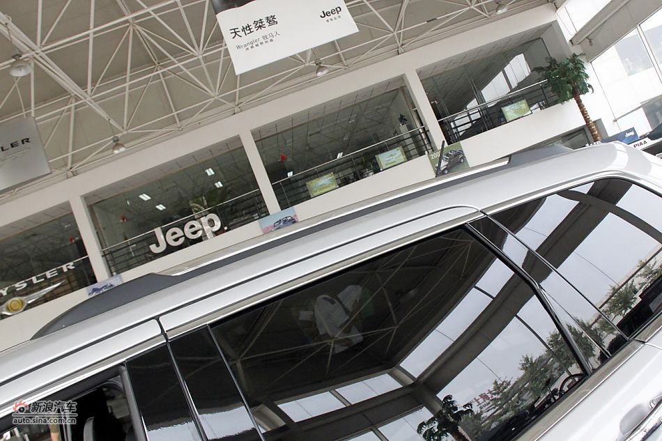 2011款全新大切诺基