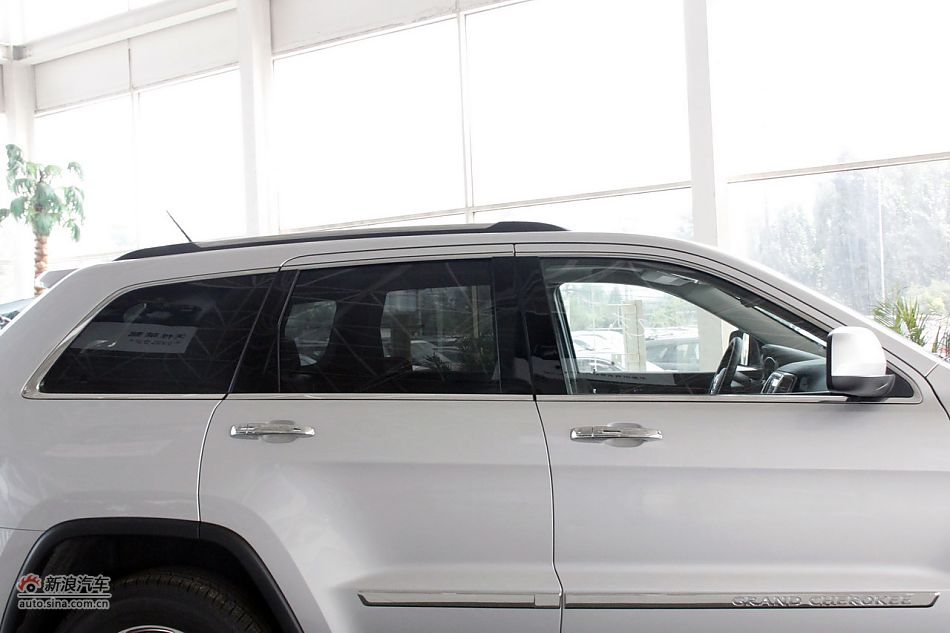 2011款全新大切诺基