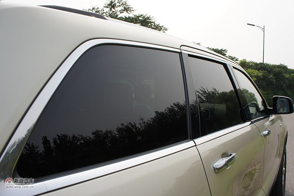 2011款全新大切诺基