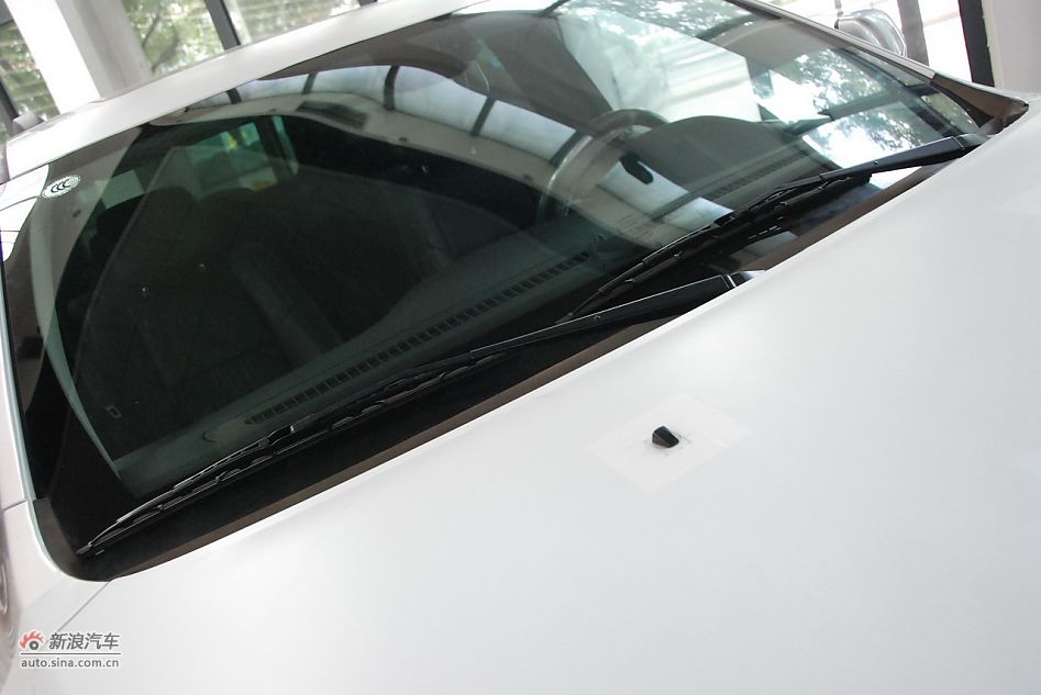 2011款全新Jeep大切诺基豪华版