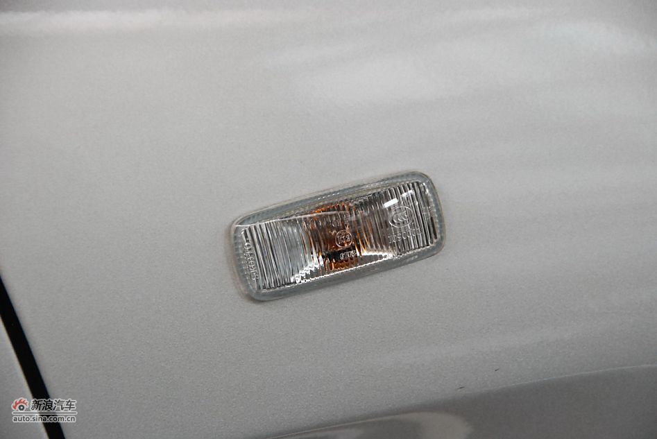 2011款全新Jeep大切诺基豪华版