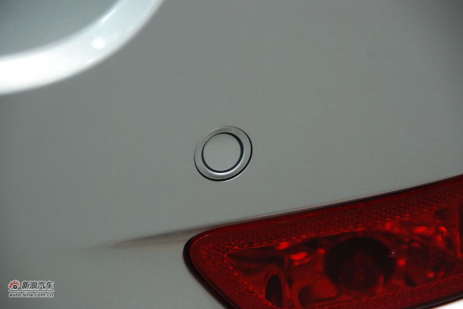 2011款全新Jeep大切诺基豪华版