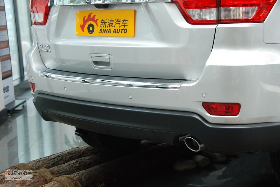 2011款全新Jeep大切诺基豪华版