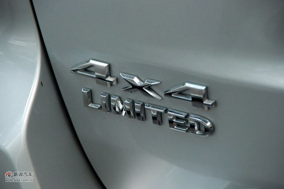 2011款全新Jeep大切诺基豪华版