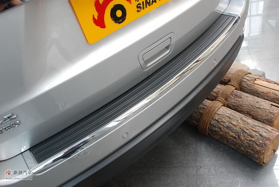 2011款全新Jeep大切诺基豪华版