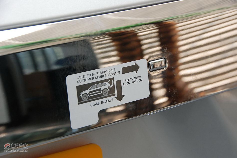 2011款全新Jeep大切诺基豪华版