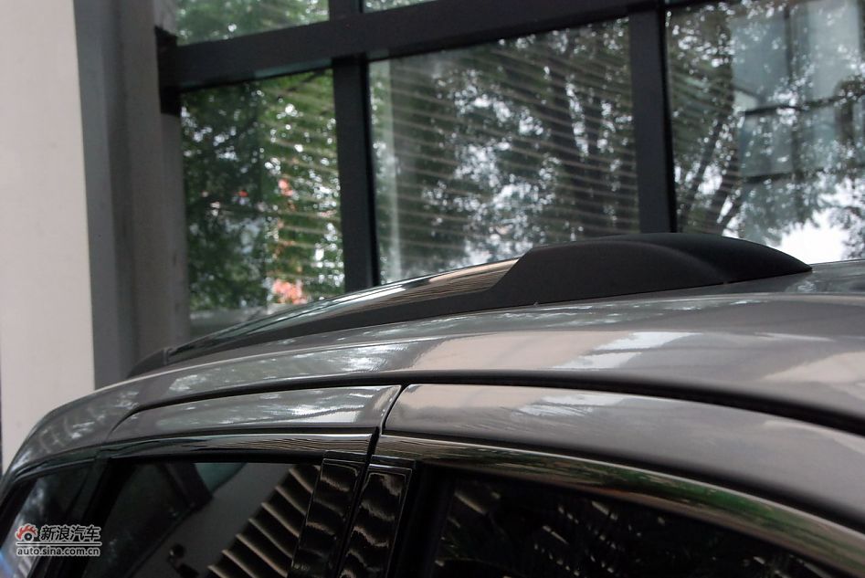 2011款全新Jeep大切诺基豪华版