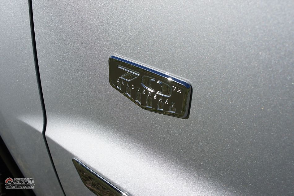 全新大切诺基70周年纪念版