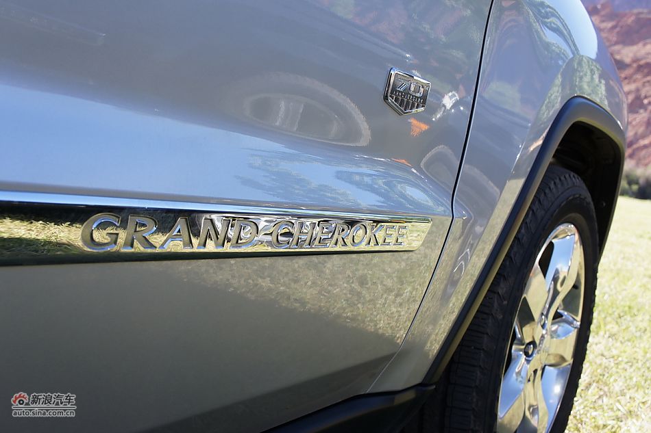 全新大切诺基70周年纪念版